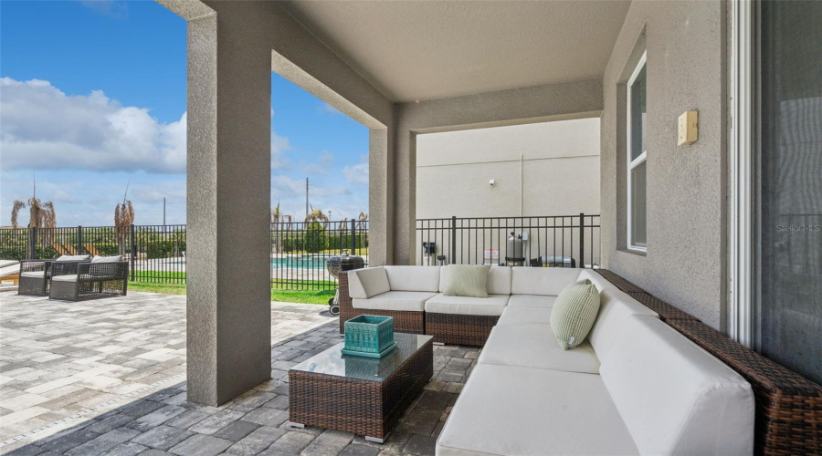KISSIMMEE, Florida 34747, 4 Bedrooms Bedrooms, ,3 BathroomsBathrooms,Residential,For Sale,SOUTHFIELD,0,MFRO6404639