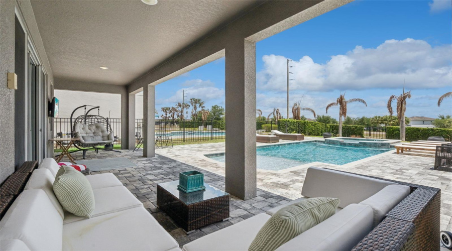 KISSIMMEE, Florida 34747, 4 Bedrooms Bedrooms, ,3 BathroomsBathrooms,Residential,For Sale,SOUTHFIELD,0,MFRO6404639