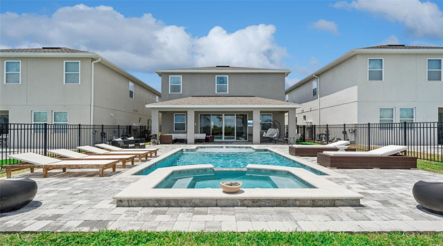 KISSIMMEE, Florida 34747, 4 Bedrooms Bedrooms, ,3 BathroomsBathrooms,Residential,For Sale,SOUTHFIELD,0,MFRO6404639