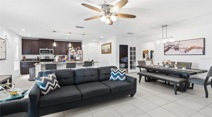 DAVENPORT, Florida 33837, 4 Bedrooms Bedrooms, ,2 BathroomsBathrooms,Residential,For Sale,ISLAND SLOUGH,0,MFRS5149192