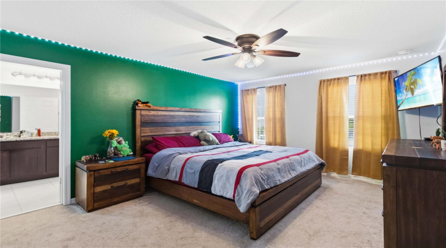 DAVENPORT, Florida 33837, 4 Bedrooms Bedrooms, ,2 BathroomsBathrooms,Residential,For Sale,ISLAND SLOUGH,0,MFRS5149192