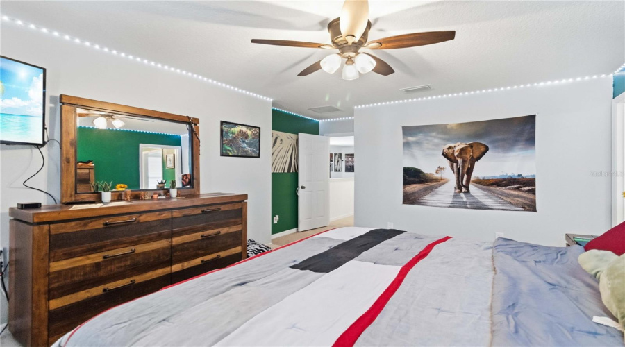 DAVENPORT, Florida 33837, 4 Bedrooms Bedrooms, ,2 BathroomsBathrooms,Residential,For Sale,ISLAND SLOUGH,0,MFRS5149192