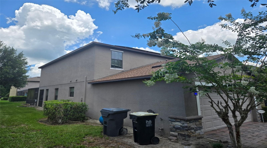 DAVENPORT, Florida 33896, 6 Bedrooms Bedrooms, ,4 BathroomsBathrooms,Residential,For Sale,CYPRESS POINTE,0,MFRO6405540