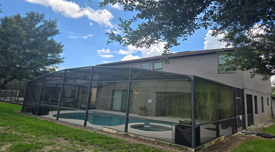 DAVENPORT, Florida 33896, 6 Bedrooms Bedrooms, ,4 BathroomsBathrooms,Residential,For Sale,CYPRESS POINTE,0,MFRO6405540