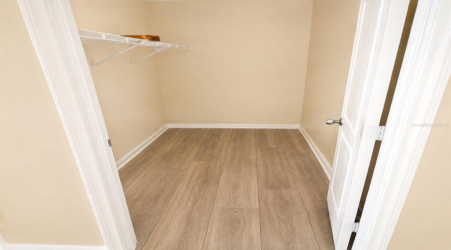 DAVENPORT, Florida 33896, 6 Bedrooms Bedrooms, ,4 BathroomsBathrooms,Residential,For Sale,CYPRESS POINTE,0,MFRO6405540