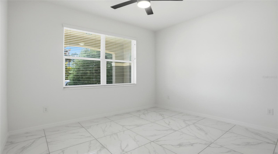 DAVENPORT, Florida 33896, 6 Bedrooms Bedrooms, ,4 BathroomsBathrooms,Residential,For Sale,AUGUSTUS,0,MFRS5149396