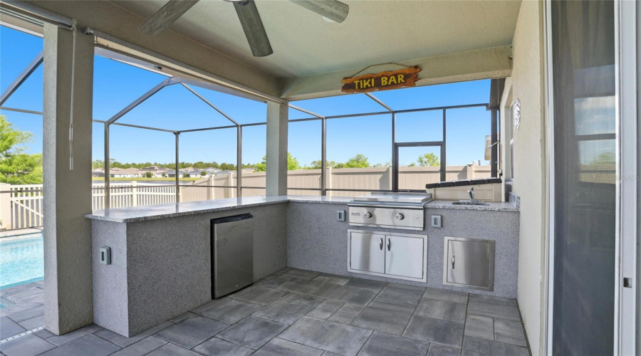DAVENPORT, Florida 33896, 6 Bedrooms Bedrooms, ,4 BathroomsBathrooms,Residential,For Sale,AUGUSTUS,0,MFRS5149396