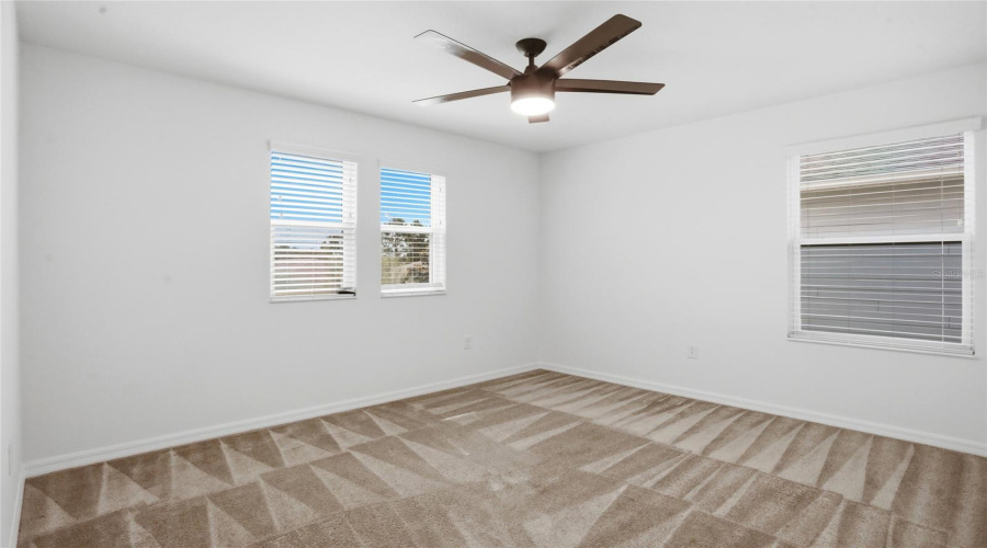 DAVENPORT, Florida 33896, 6 Bedrooms Bedrooms, ,4 BathroomsBathrooms,Residential,For Sale,AUGUSTUS,0,MFRS5149396