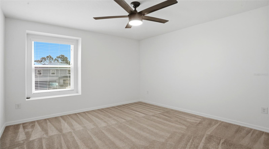 DAVENPORT, Florida 33896, 6 Bedrooms Bedrooms, ,4 BathroomsBathrooms,Residential,For Sale,AUGUSTUS,0,MFRS5149396
