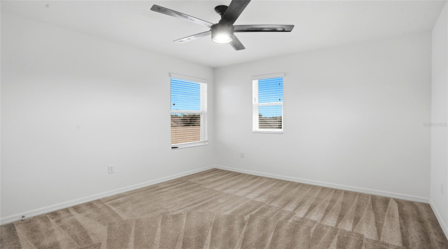 DAVENPORT, Florida 33896, 6 Bedrooms Bedrooms, ,4 BathroomsBathrooms,Residential,For Sale,AUGUSTUS,0,MFRS5149396