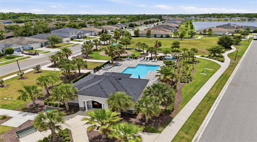 DAVENPORT, Florida 33896, 6 Bedrooms Bedrooms, ,4 BathroomsBathrooms,Residential,For Sale,AUGUSTUS,0,MFRS5149396