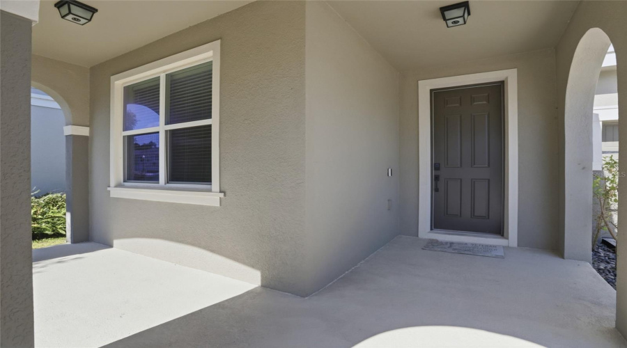 DAVENPORT, Florida 33896, 6 Bedrooms Bedrooms, ,4 BathroomsBathrooms,Residential,For Sale,AUGUSTUS,0,MFRS5149396
