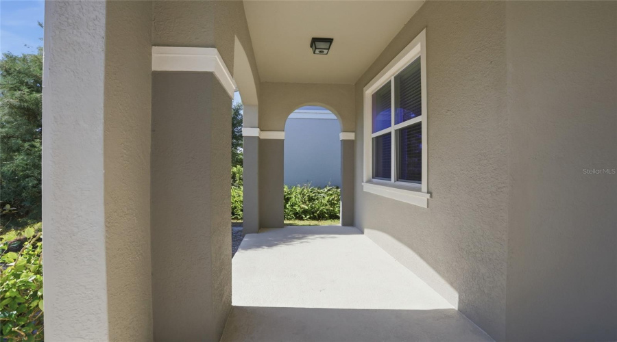 DAVENPORT, Florida 33896, 6 Bedrooms Bedrooms, ,4 BathroomsBathrooms,Residential,For Sale,AUGUSTUS,0,MFRS5149396