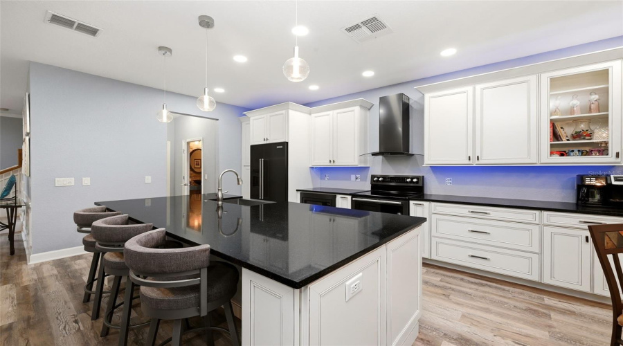 DAVENPORT, Florida 33896, 3 Bedrooms Bedrooms, ,2 BathroomsBathrooms,Residential,For Sale,RIVERDALE,0,MFRS5149344