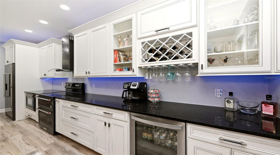 DAVENPORT, Florida 33896, 3 Bedrooms Bedrooms, ,2 BathroomsBathrooms,Residential,For Sale,RIVERDALE,0,MFRS5149344