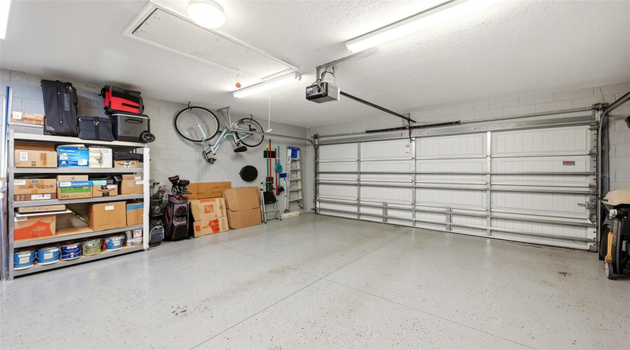 DAVENPORT, Florida 33896, 3 Bedrooms Bedrooms, ,2 BathroomsBathrooms,Residential,For Sale,RIVERDALE,0,MFRS5149344