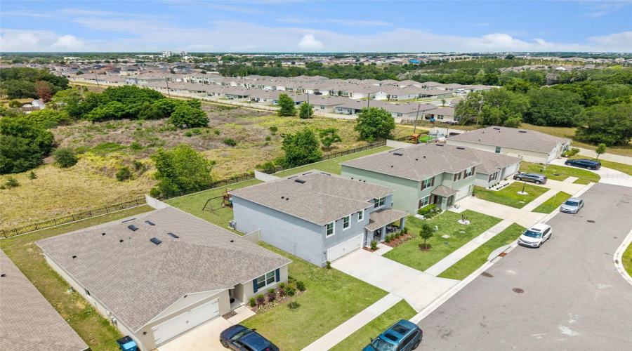 DAVENPORT, Florida 33837, 5 Bedrooms Bedrooms, ,3 BathroomsBathrooms,Residential,For Sale,BUCKEYE RD,0,MFRO6405180