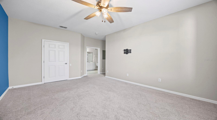 DAVENPORT, Florida 33896, 3 Bedrooms Bedrooms, ,2 BathroomsBathrooms,Residential,For Sale,VENEZIA,0,MFRO6405136