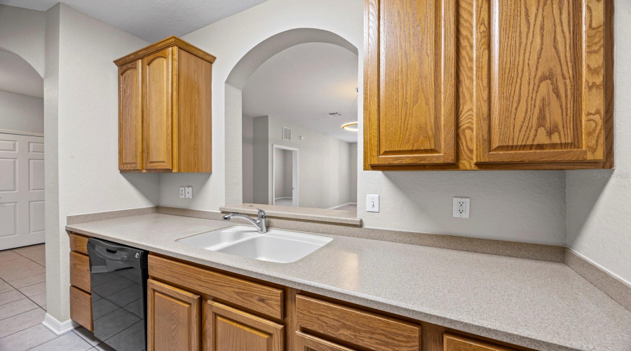 DAVENPORT, Florida 33896, 3 Bedrooms Bedrooms, ,2 BathroomsBathrooms,Residential,For Sale,VENEZIA,0,MFRO6405136