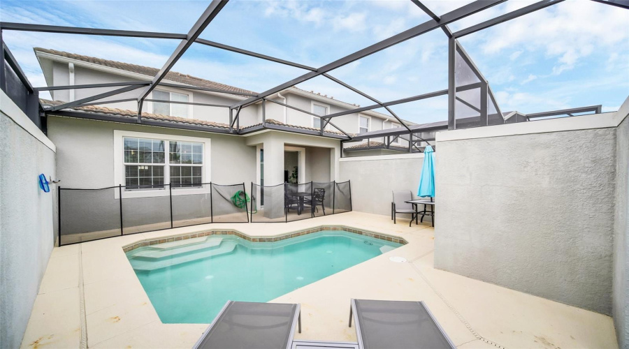 DAVENPORT, Florida 33896, 5 Bedrooms Bedrooms, ,4 BathroomsBathrooms,Residential,For Sale,DOGLEG,0,MFRS5149379