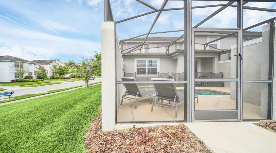 DAVENPORT, Florida 33896, 5 Bedrooms Bedrooms, ,4 BathroomsBathrooms,Residential,For Sale,DOGLEG,0,MFRS5149379