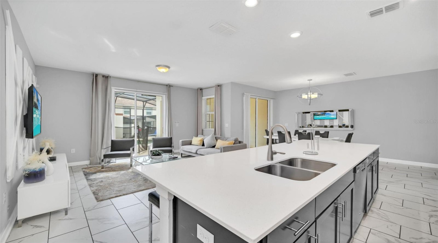 DAVENPORT, Florida 33896, 4 Bedrooms Bedrooms, ,3 BathroomsBathrooms,Residential,For Sale,PLUNKER,0,MFRS5149378