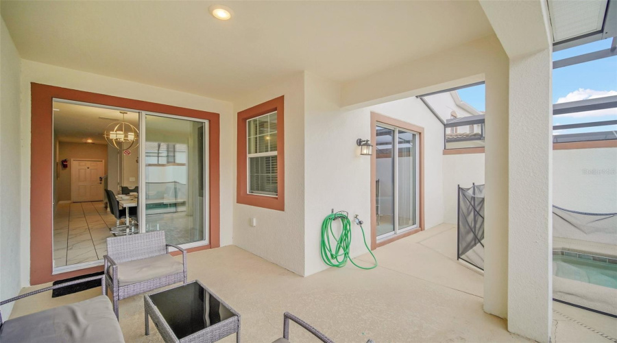 DAVENPORT, Florida 33896, 4 Bedrooms Bedrooms, ,3 BathroomsBathrooms,Residential,For Sale,PLUNKER,0,MFRS5149378