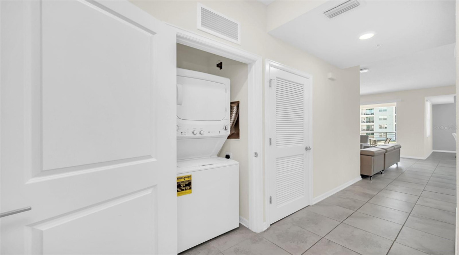 KISSIMMEE, Florida 34746, 2 Bedrooms Bedrooms, ,2 BathroomsBathrooms,Residential,For Sale,PARADOX,0,MFRS5149384