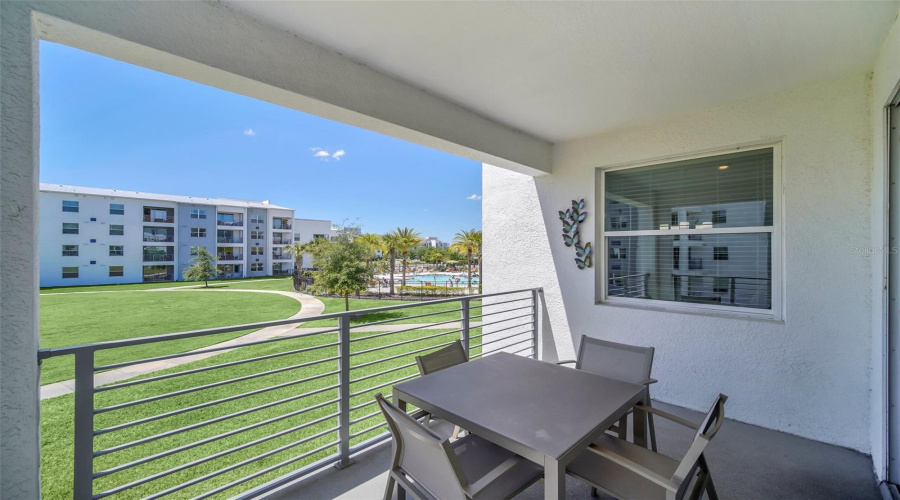 KISSIMMEE, Florida 34746, 2 Bedrooms Bedrooms, ,2 BathroomsBathrooms,Residential,For Sale,PARADOX,0,MFRS5149384