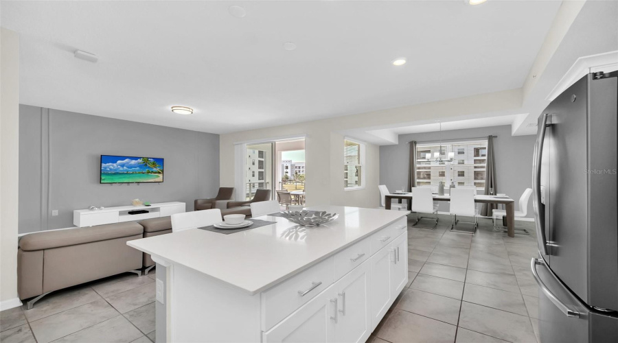 KISSIMMEE, Florida 34746, 2 Bedrooms Bedrooms, ,2 BathroomsBathrooms,Residential,For Sale,PARADOX,0,MFRS5149384