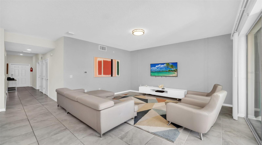 KISSIMMEE, Florida 34746, 2 Bedrooms Bedrooms, ,2 BathroomsBathrooms,Residential,For Sale,PARADOX,0,MFRS5149384