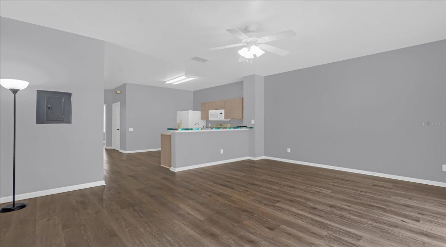 KISSIMMEE, Florida 34747, 3 Bedrooms Bedrooms, ,3 BathroomsBathrooms,Residential,For Sale,SILVER PALM,0,MFRS5149029