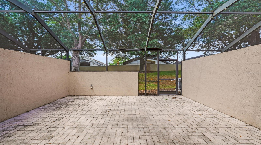 KISSIMMEE, Florida 34747, 3 Bedrooms Bedrooms, ,3 BathroomsBathrooms,Residential,For Sale,SILVER PALM,0,MFRS5149029