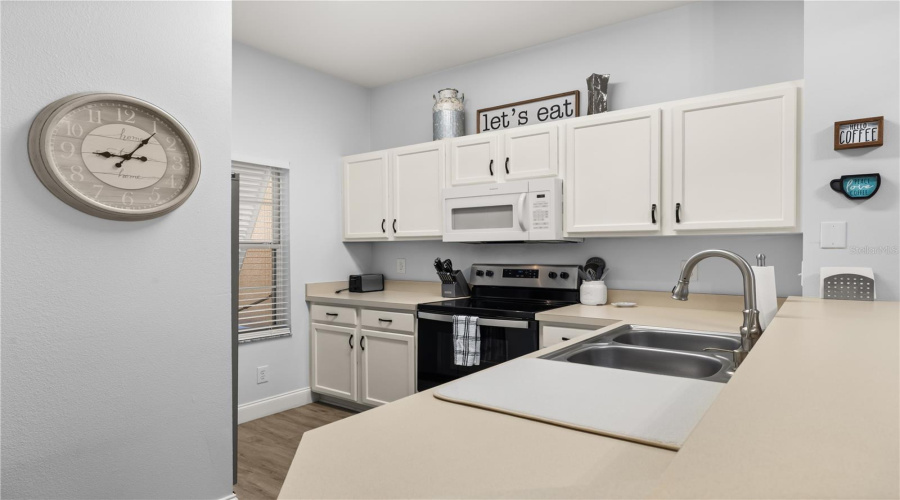 KISSIMMEE, Florida 34747, 3 Bedrooms Bedrooms, ,2 BathroomsBathrooms,Residential,For Sale,CRYSTAL COVE,0,MFRO6404613