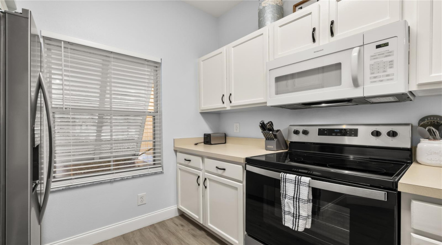 KISSIMMEE, Florida 34747, 3 Bedrooms Bedrooms, ,2 BathroomsBathrooms,Residential,For Sale,CRYSTAL COVE,0,MFRO6404613