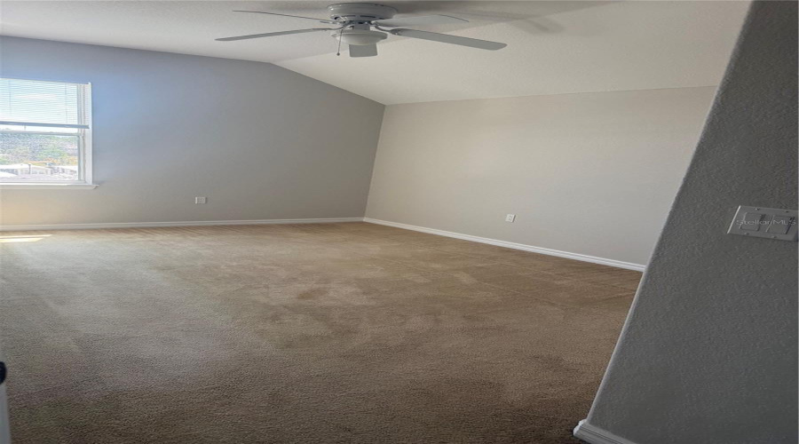 DAVENPORT, Florida 33837, 5 Bedrooms Bedrooms, ,3 BathroomsBathrooms,Residential,For Sale,CADIZ,0,MFRO6404578
