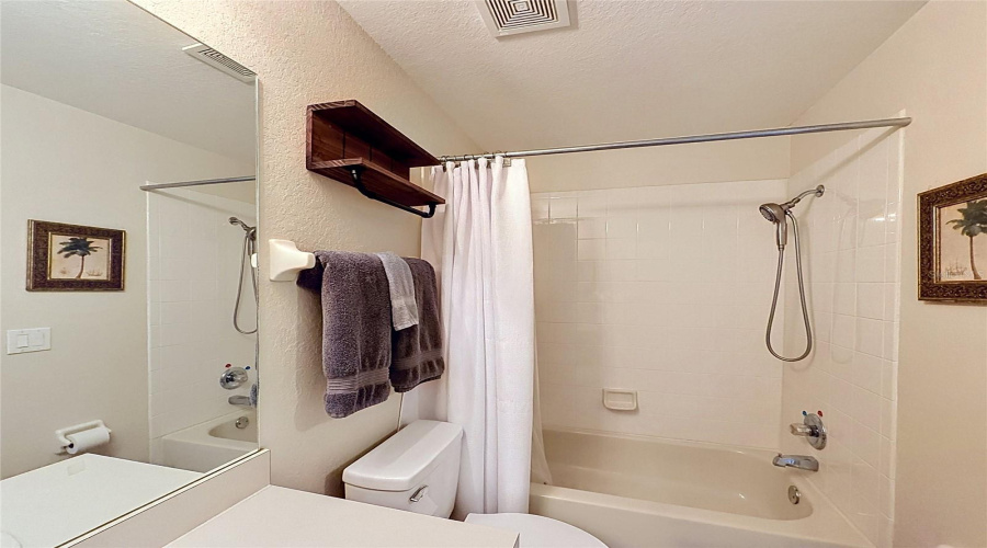 DAVENPORT, Florida 33897, 4 Bedrooms Bedrooms, ,3 BathroomsBathrooms,Residential,For Sale,CAPRI,0,MFRS5149293