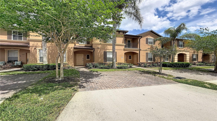 DAVENPORT, Florida 33897, 4 Bedrooms Bedrooms, ,3 BathroomsBathrooms,Residential,For Sale,CAPRI,0,MFRS5149293