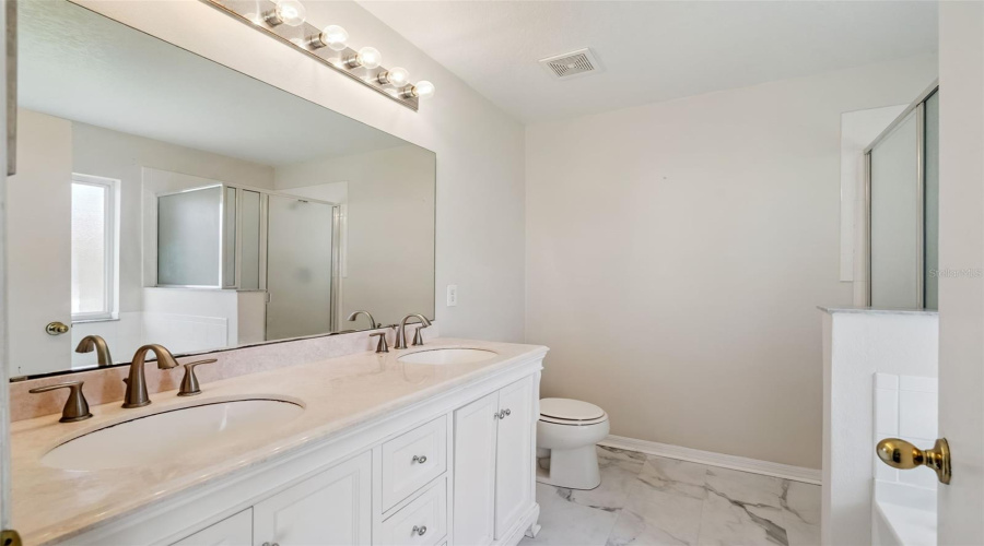 DAVENPORT, Florida 33897, 3 Bedrooms Bedrooms, ,2 BathroomsBathrooms,Residential,For Sale,ELDERBERRY,0,MFRO6403658