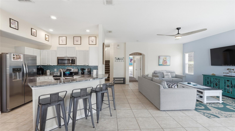 DAVENPORT, Florida 33897, 5 Bedrooms Bedrooms, ,3 BathroomsBathrooms,Residential,For Sale,BRUNELLO,0,MFRA4691683