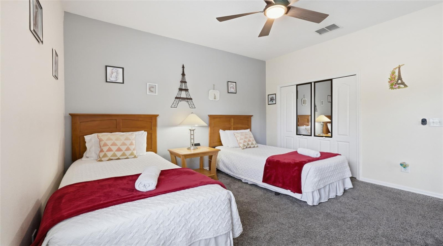 DAVENPORT, Florida 33897, 5 Bedrooms Bedrooms, ,3 BathroomsBathrooms,Residential,For Sale,BRUNELLO,0,MFRA4691683
