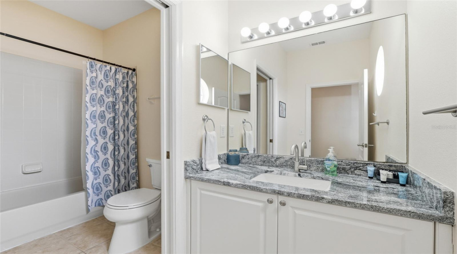 DAVENPORT, Florida 33897, 5 Bedrooms Bedrooms, ,3 BathroomsBathrooms,Residential,For Sale,BRUNELLO,0,MFRA4691683