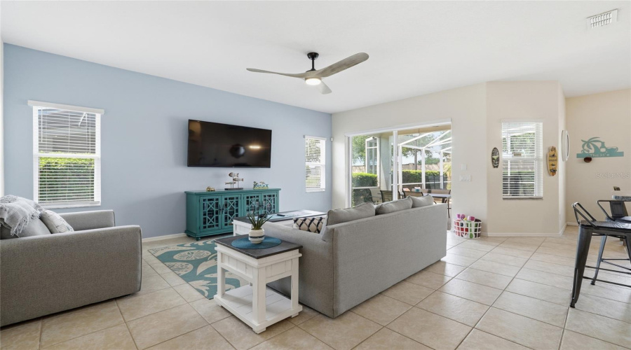 DAVENPORT, Florida 33897, 5 Bedrooms Bedrooms, ,3 BathroomsBathrooms,Residential,For Sale,BRUNELLO,0,MFRA4691683