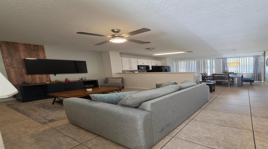 KISSIMMEE, Florida 34746, 3 Bedrooms Bedrooms, ,3 BathroomsBathrooms,Residential,For Sale,PARADISE CAY,0,MFRS5149441