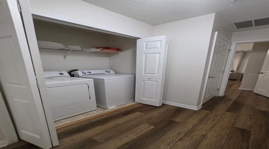 KISSIMMEE, Florida 34746, 3 Bedrooms Bedrooms, ,3 BathroomsBathrooms,Residential,For Sale,PARADISE CAY,0,MFRS5149441