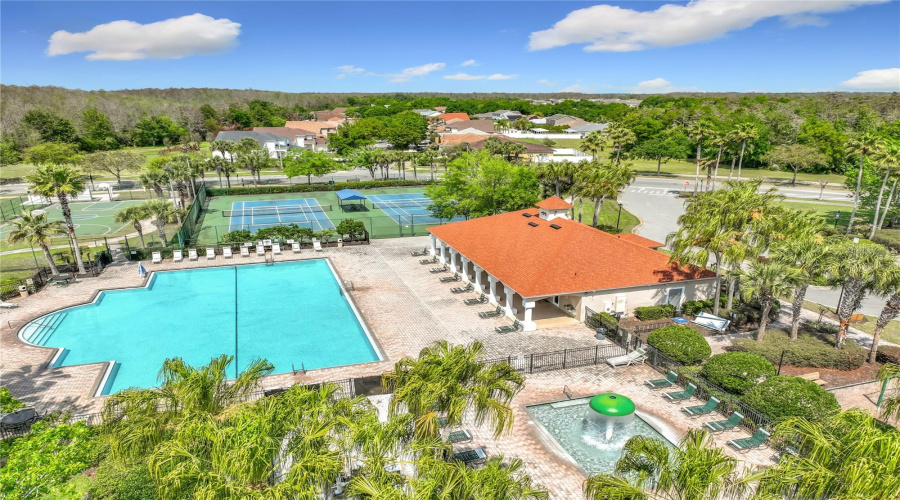 KISSIMMEE, Florida 34746, 4 Bedrooms Bedrooms, ,3 BathroomsBathrooms,Residential,For Sale,LUTZA,0,MFRO6377818