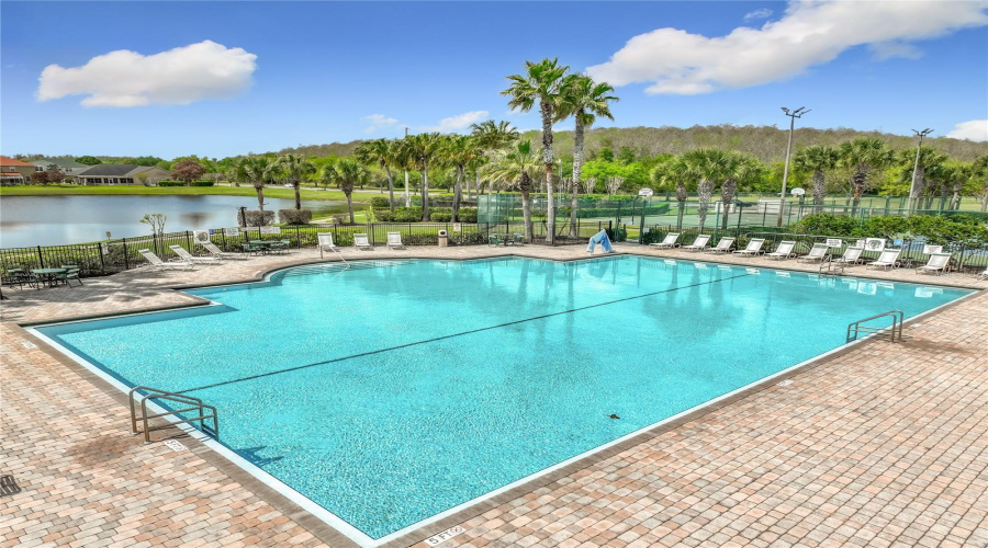 KISSIMMEE, Florida 34746, 4 Bedrooms Bedrooms, ,3 BathroomsBathrooms,Residential,For Sale,LUTZA,0,MFRO6377818