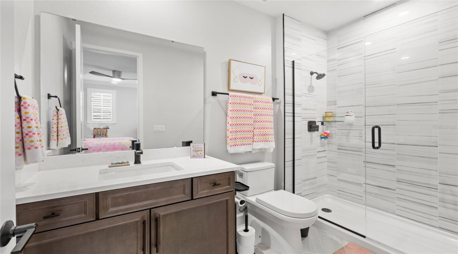 KISSIMMEE, Florida 34747, 5 Bedrooms Bedrooms, ,4 BathroomsBathrooms,Residential,For Sale,ESTUARY LAKE,0,MFRO6403263