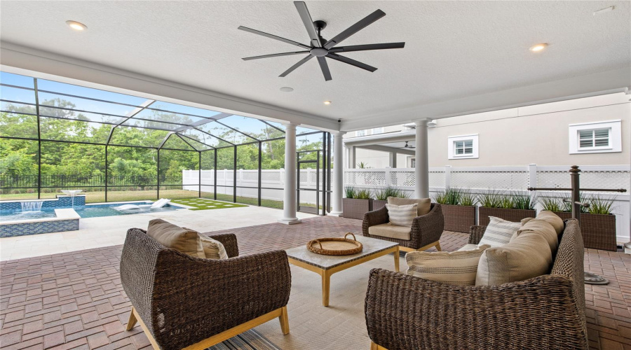 KISSIMMEE, Florida 34747, 5 Bedrooms Bedrooms, ,4 BathroomsBathrooms,Residential,For Sale,ESTUARY LAKE,0,MFRO6403263