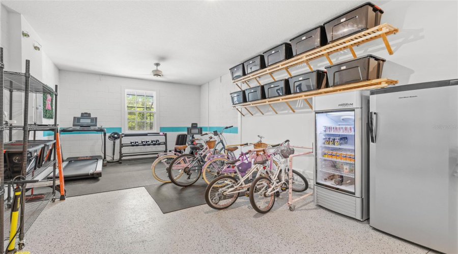 KISSIMMEE, Florida 34747, 5 Bedrooms Bedrooms, ,4 BathroomsBathrooms,Residential,For Sale,ESTUARY LAKE,0,MFRO6403263